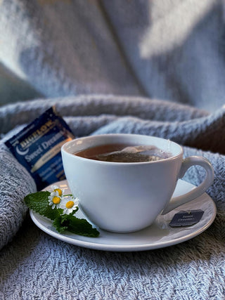 Bigelow Tea Herbal Kosher "Sweet Dreams" w/ Chamomile, Hibiscus, Peppermint Leaves, Rose Blossoms Spearmint Leaves, Spice, Orange Blossoms, Mint, Gluten-Free, GMO-Free, Caffeine-Free Green Tea (Case of 6) 20 Tea Bags